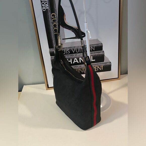 Authentic Gucci Denim Sherry Line Slouchy Shoulder Bag - Picture 4 of 7